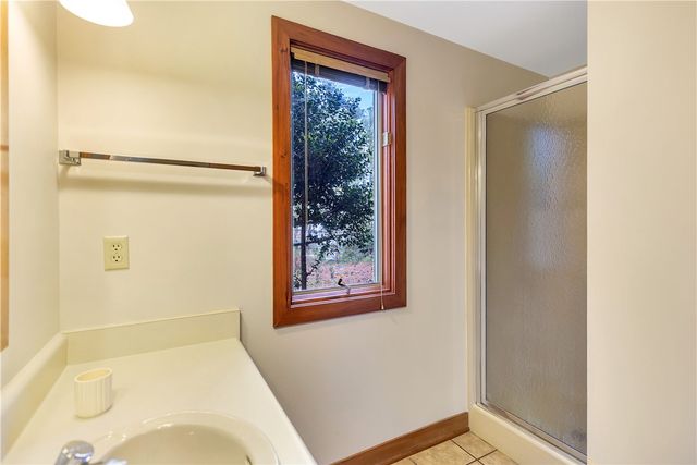 3 Wave Court, Salem, SC 29676