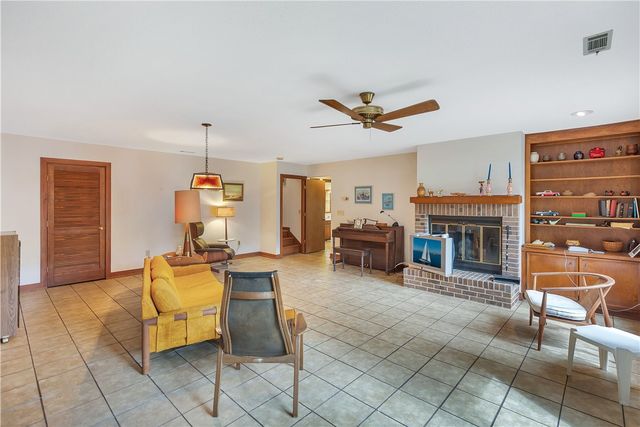 3 Wave Court, Salem, SC 29676