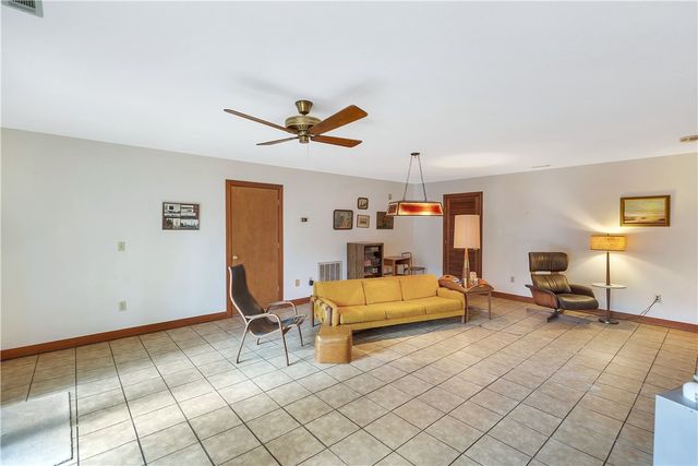 3 Wave Court, Salem, SC 29676