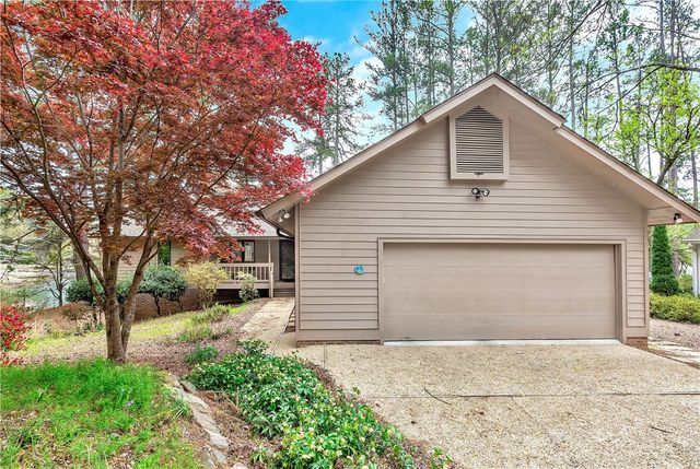 3 Wave Court, Salem, SC 29676