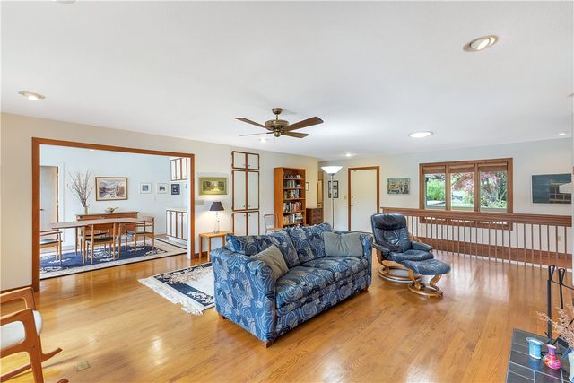 3 Wave Court, Salem, SC 29676