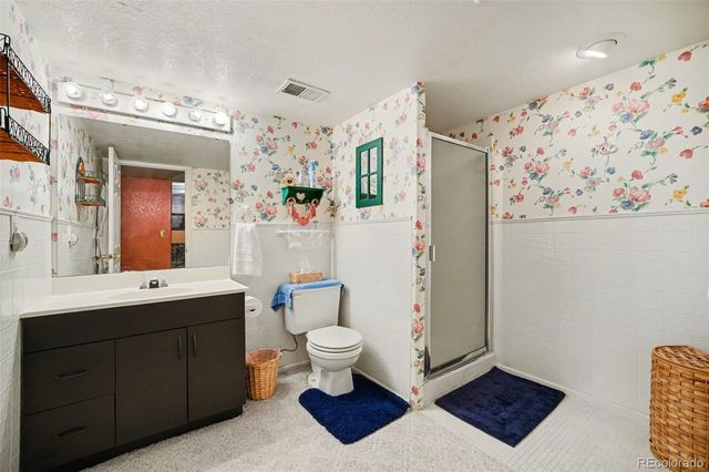 1030 W 112th Avenue 204, Northglenn, CO 80234