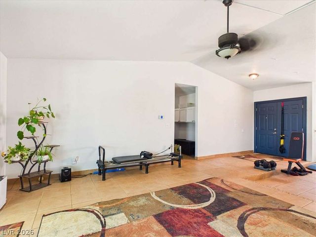 101 Comstock Street, Pahrump, NV 89048