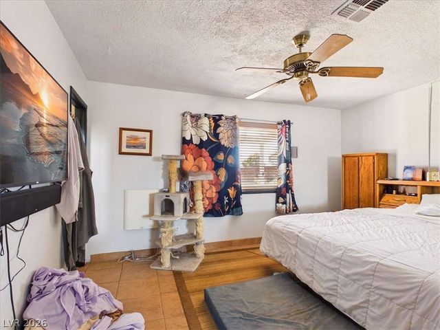 101 Comstock Street, Pahrump, NV 89048