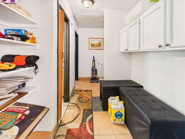 101 Comstock Street, Pahrump, NV 89048