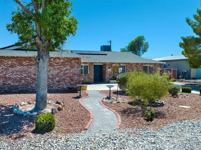 101 Comstock Street, Pahrump, NV 89048