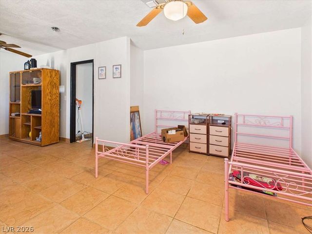101 Comstock Street, Pahrump, NV 89048