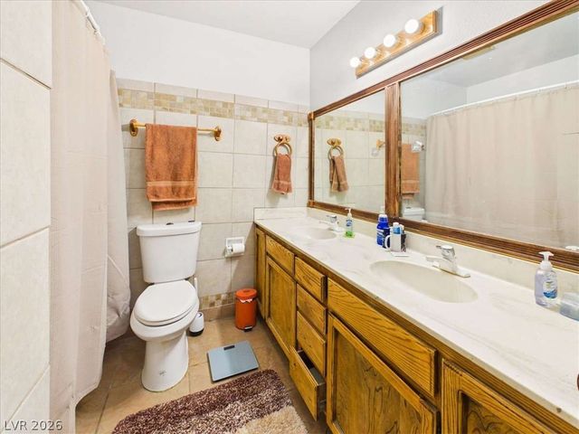 101 Comstock Street, Pahrump, NV 89048