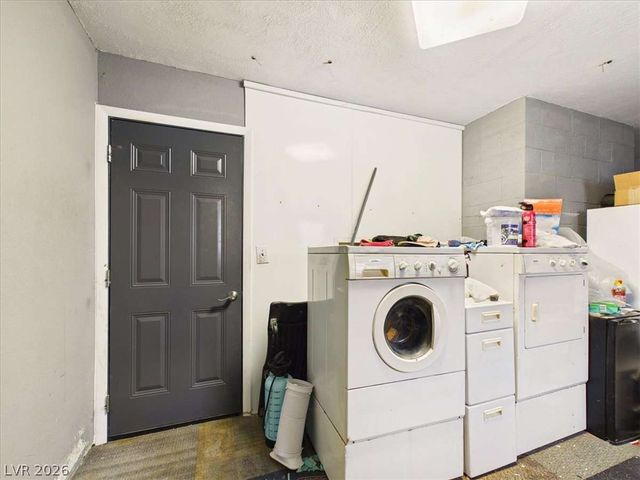 101 Comstock Street, Pahrump, NV 89048