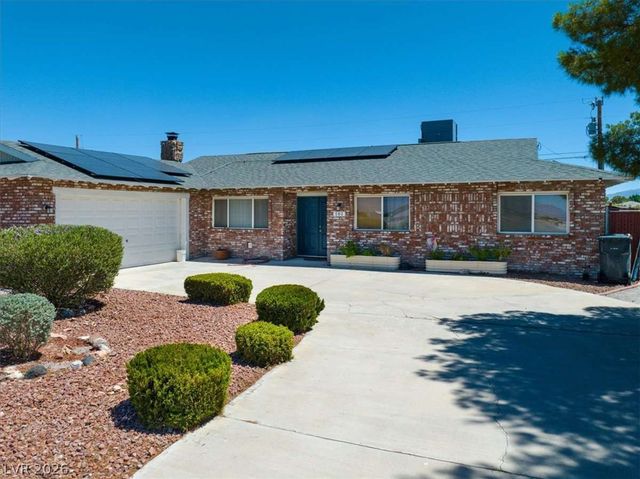 101 Comstock Street, Pahrump, NV 89048