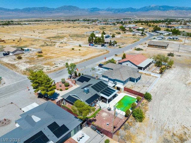 101 Comstock Street, Pahrump, NV 89048