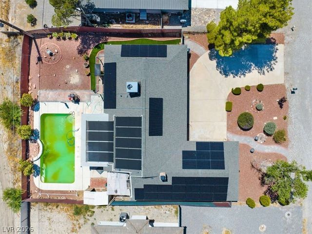 101 Comstock Street, Pahrump, NV 89048