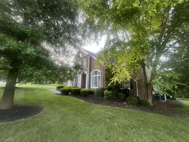 1300 Bull Run Ct, Nolensville, TN 37135