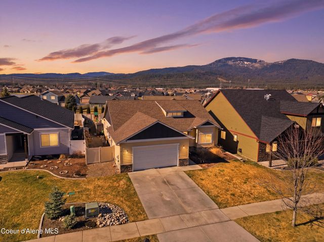 13421 N Shimmering CT, Rathdrum, ID 83858