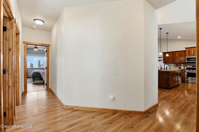 13421 N Shimmering CT, Rathdrum, ID 83858