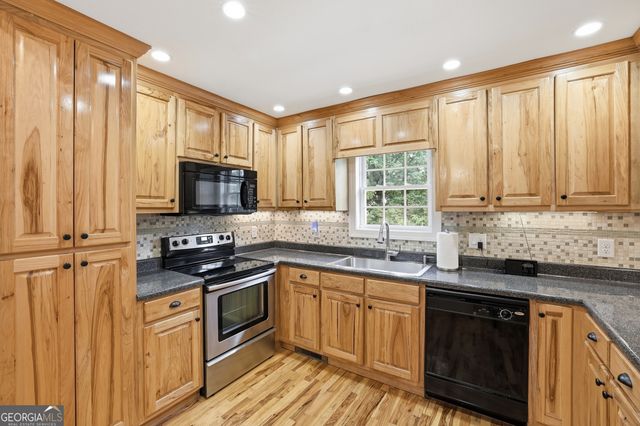 9178 Skitts Mountain Drive, Clermont, GA 30554