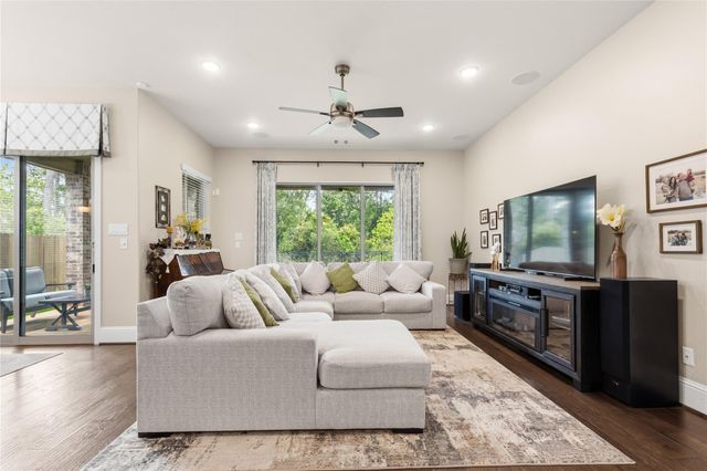 231 Bee Balm Court, Conroe, TX 77304