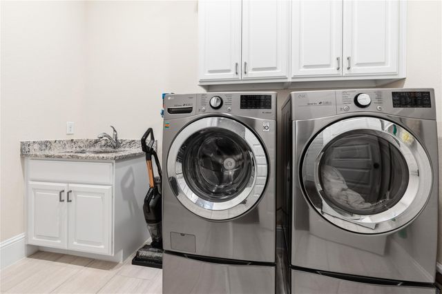 231 Bee Balm Court, Conroe, TX 77304