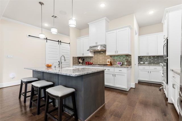 231 Bee Balm Court, Conroe, TX 77304