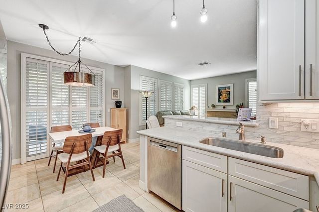 251 South Green Valley Parkway 2814, Henderson, NV 89012