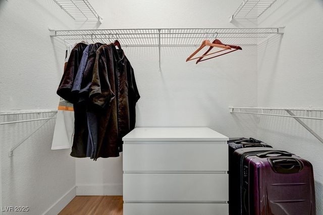 251 South Green Valley Parkway 2814, Henderson, NV 89012