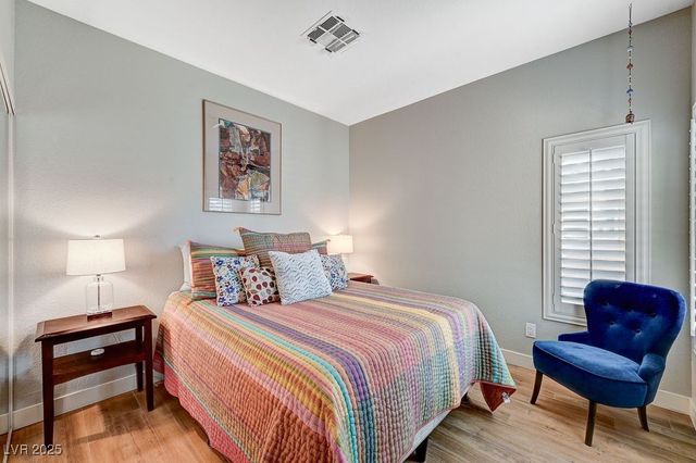 251 South Green Valley Parkway 2814, Henderson, NV 89012