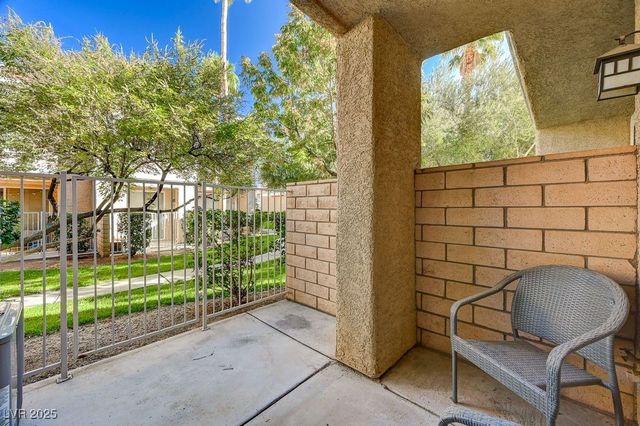 251 South Green Valley Parkway 2814, Henderson, NV 89012