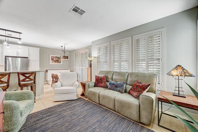 251 South Green Valley Parkway 2814, Henderson, NV 89012