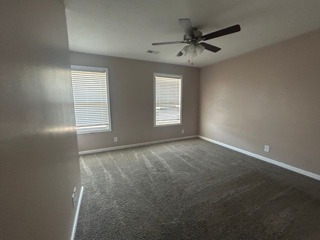 228 Woodland Valley Ln, Clarksville, TN 37040