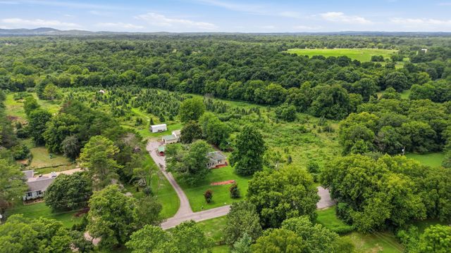 1830 McBride Rd, Lewisburg, TN 37091