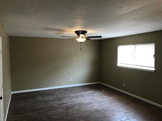 638 Heidrich St Street 19, Houston, TX 77018