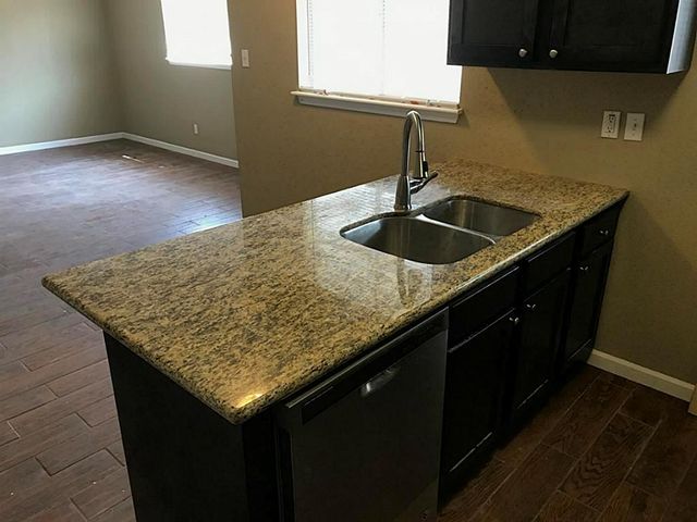 638 Heidrich St Street 19, Houston, TX 77018