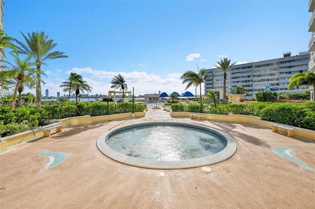 7601 E Treasure Dr 920, North Bay Village, FL 33141