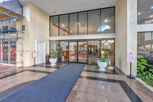 7601 E Treasure Dr 920, North Bay Village, FL 33141