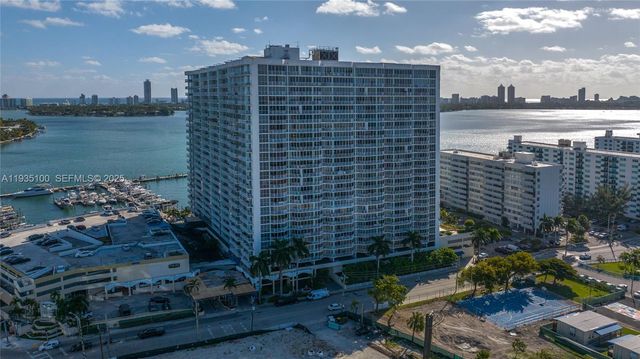 7601 E Treasure Dr 920, North Bay Village, FL 33141