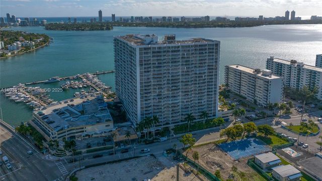 7601 E Treasure Dr 920, North Bay Village, FL 33141