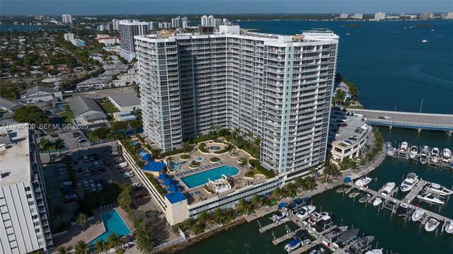 7601 E Treasure Dr 920, North Bay Village, FL 33141