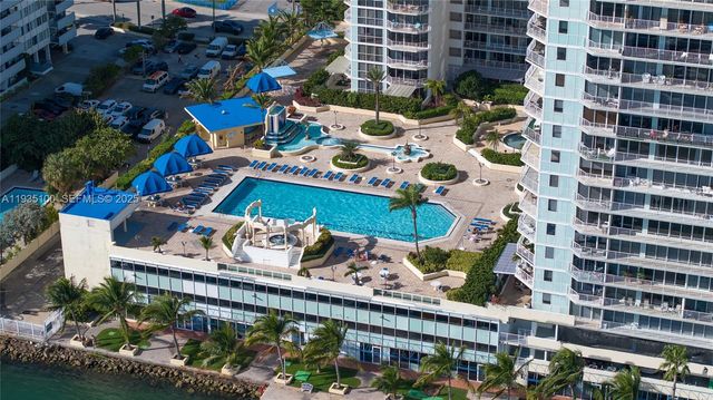 7601 E Treasure Dr 920, North Bay Village, FL 33141