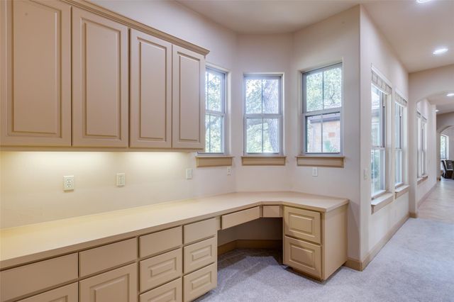 101 Indian Bend DR, Lakeway, TX 78734