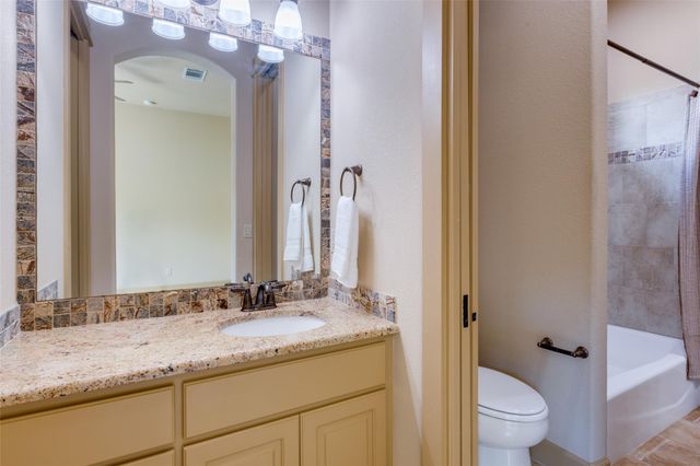 101 Indian Bend DR, Lakeway, TX 78734