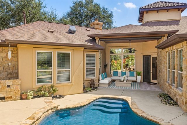 101 Indian Bend DR, Lakeway, TX 78734