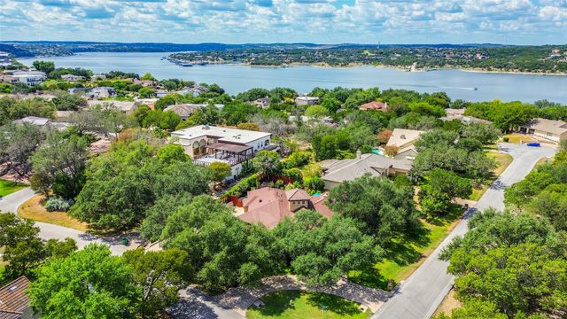 101 Indian Bend DR, Lakeway, TX 78734