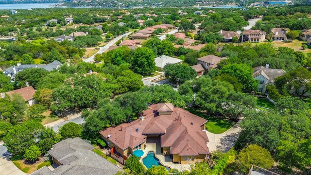 101 Indian Bend DR, Lakeway, TX 78734
