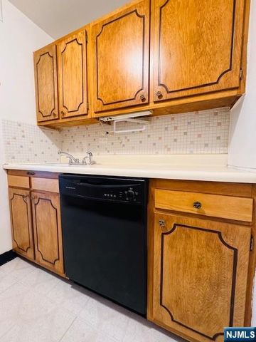 265 Main Street 108, Ridgefield Park, NJ 07660