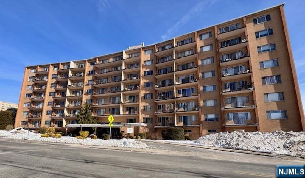 265 Main Street 108, Ridgefield Park, NJ 07660