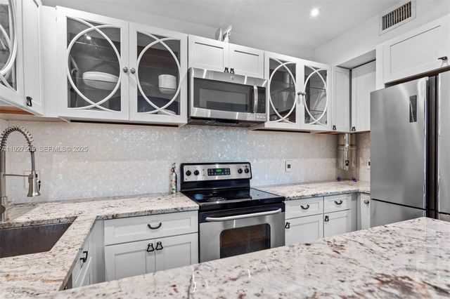 929 Meridian Ave 1, Miami Beach, FL 33139