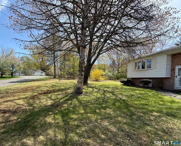 1 Winfield Avenue, Wolcott, CT 06716