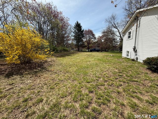 1 Winfield Avenue, Wolcott, CT 06716