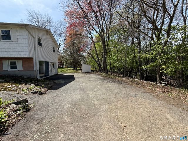 1 Winfield Avenue, Wolcott, CT 06716