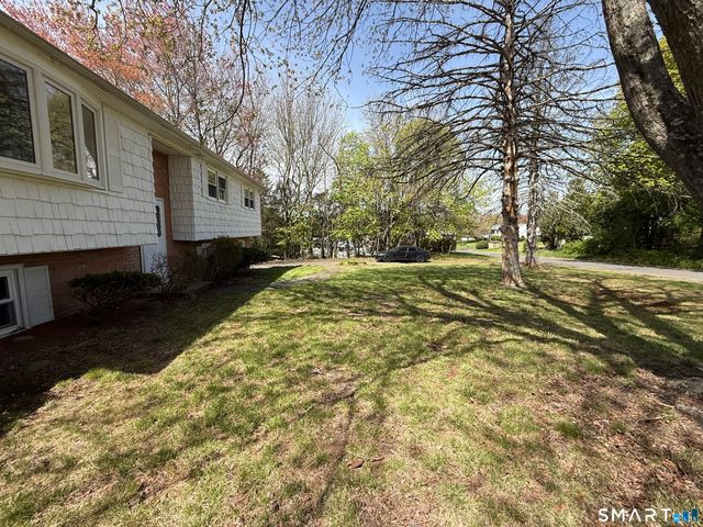 1 Winfield Avenue, Wolcott, CT 06716